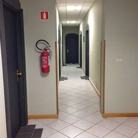 Ξενοδοχείο Italia